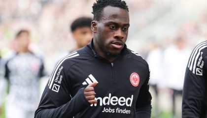 图片报：法兰克福欲买断卡利穆恩多，计划出售布朗和柯林斯