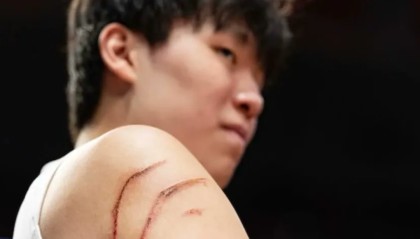 爱游戏娱乐-场均接近两双！杨瀚森还有机会，能打NBA全明星